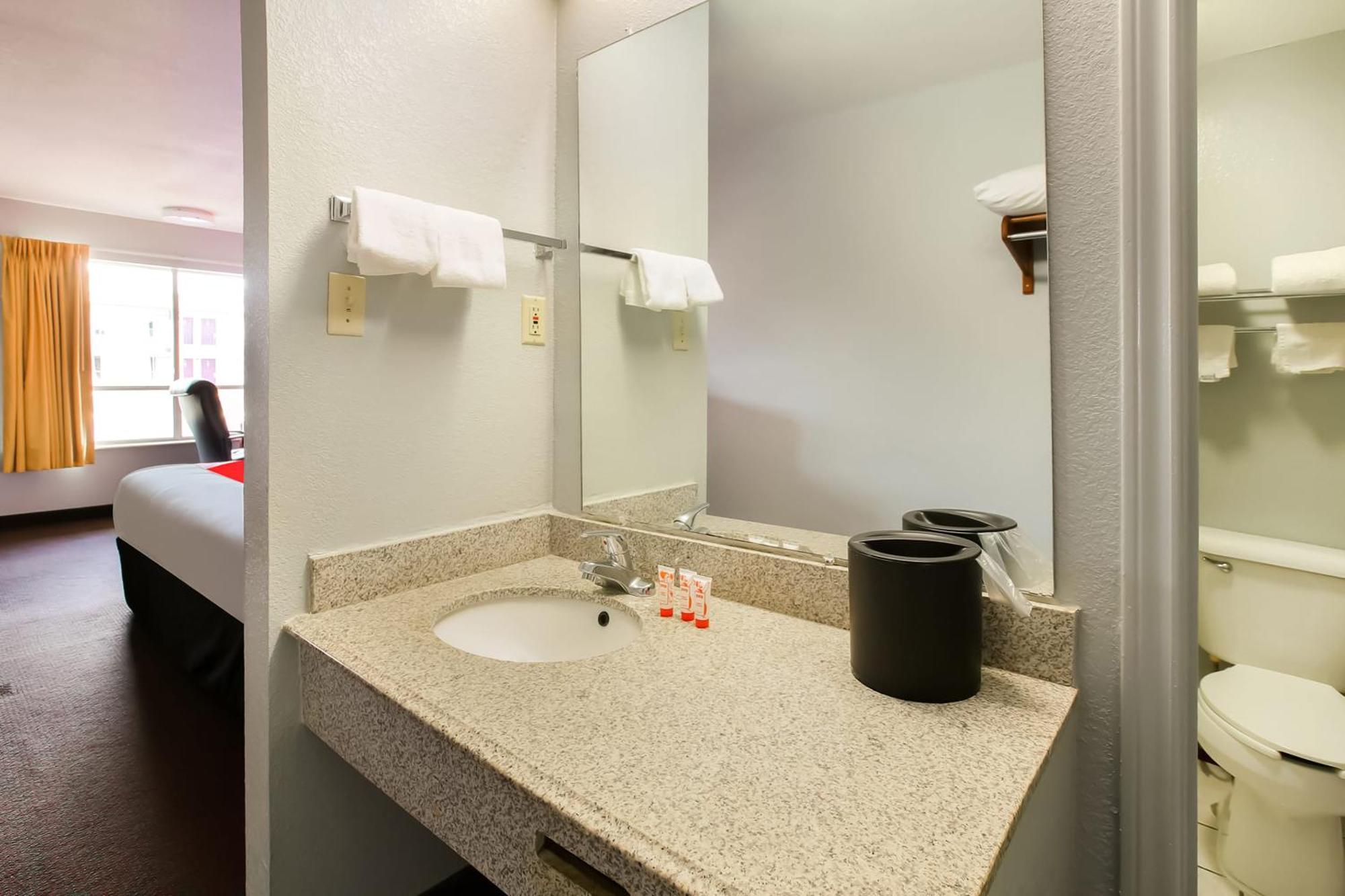 Oyo Hotel Texarkana North Heights Ar Hwy I-30 エクステリア 写真